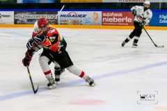 Deutsche Frauen Eishockey Landesliga - ESV Kaufbeuren Damen vs. SC Bietigheim-Bissingen Steelers am 25.10.2020 in Kaufbeuren, erdgas schwaben arena, Deutschland, Photo: Michael Kahms @MIKAH-Fotografie.de