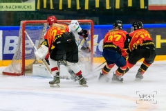 Deutsche Frauen Eishockey Landesliga - ESV Kaufbeuren Damen vs. SC Bietigheim-Bissingen Steelers am 25.10.2020 in Kaufbeuren, erdgas schwaben arena, Deutschland, Photo: Michael Kahms @MIKAH-Fotografie.de