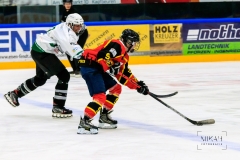 Deutsche Frauen Eishockey Landesliga - ESV Kaufbeuren Damen vs. SC Bietigheim-Bissingen Steelers am 25.10.2020 in Kaufbeuren, erdgas schwaben arena, Deutschland, Photo: Michael Kahms @MIKAH-Fotografie.de